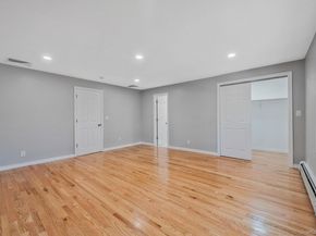 28 W 6th Street, Deer Park NY 11729