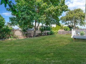 28 W 6th Street, Deer Park NY 11729
