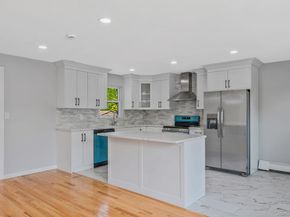 28 W 6th Street, Deer Park NY 11729