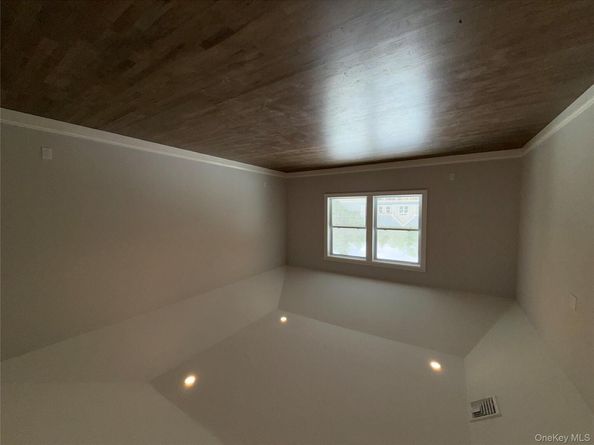 89 B Coram Mt Sinai Road, Coram NY 11727