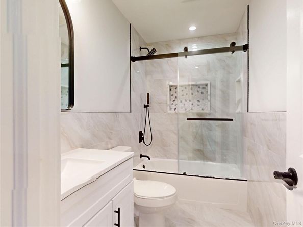 89 B Coram Mt Sinai Road, Coram NY 11727