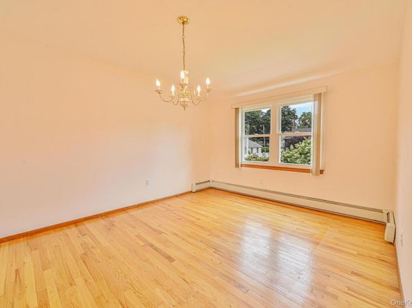 59 Rosewood Road, Kings Park NY 11754