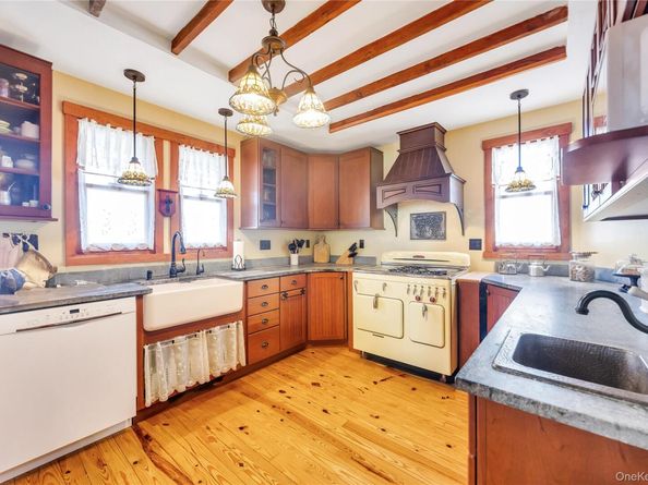185 Southern Boulevard, Nesconset NY 11767