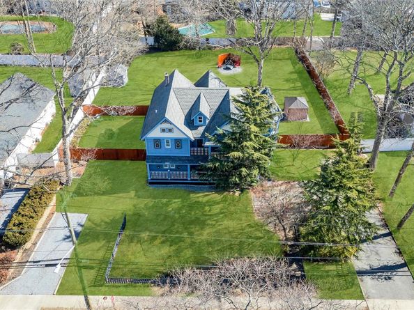 185 Southern Boulevard, Nesconset NY 11767