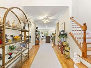 2 Spring Court, Huntington NY 11743