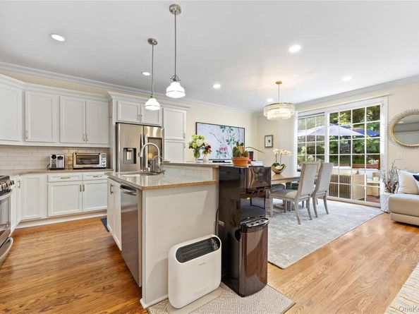 2 Spring Court, Huntington NY 11743