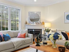 2 Spring Court, Huntington NY 11743