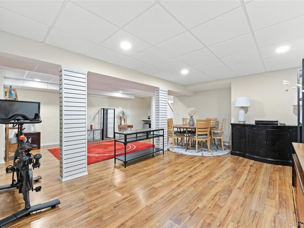 2 Spring Court, Huntington NY 11743