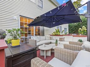 2 Spring Court, Huntington NY 11743