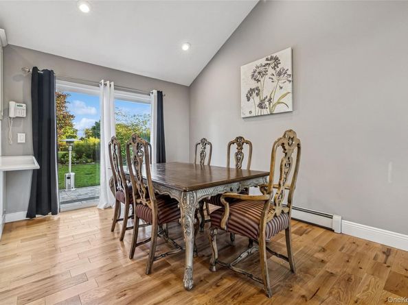 45 Meadow Court, Manorville NY 11949