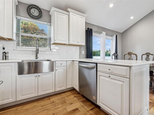 45 Meadow Court, Manorville NY 11949