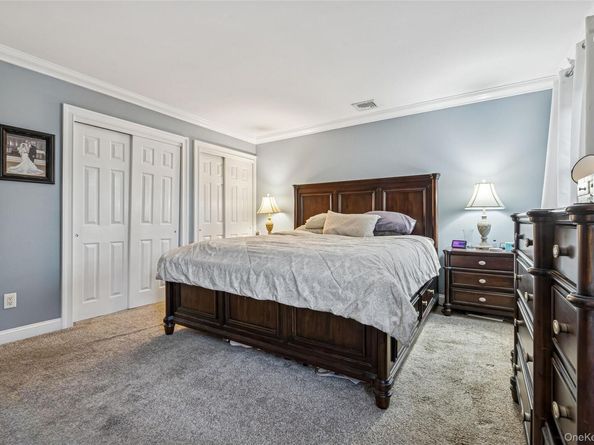 45 Meadow Court, Manorville NY 11949