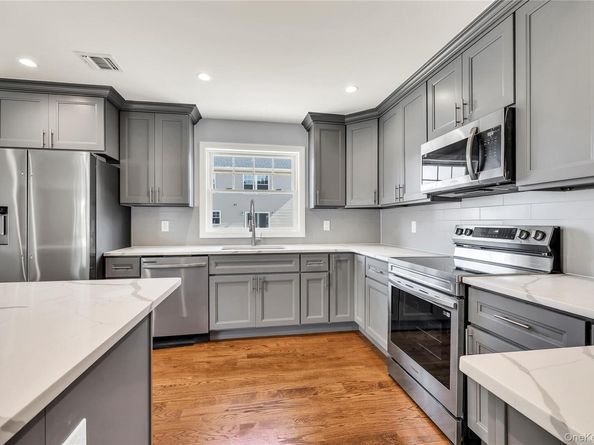 23 Fulton Street, West Babylon NY 11704