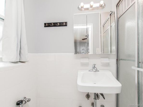 525 W 236th. Street 6H, Bronx NY 10463