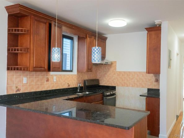 11907 14th Road, College Point NY 11356
