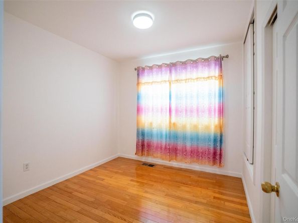 11907 14th Road, College Point NY 11356
