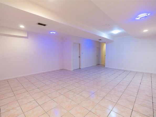 11907 14th Road, College Point NY 11356