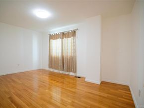 11907 14th Road, College Point NY 11356