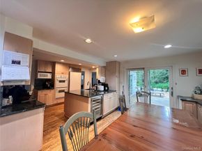 26 Polo Field Lane, Lake Success NY 11020