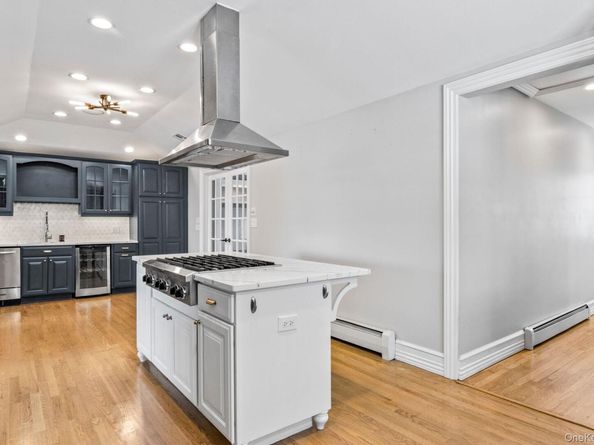 59 Western Concourse, Amity Harbor NY 11701