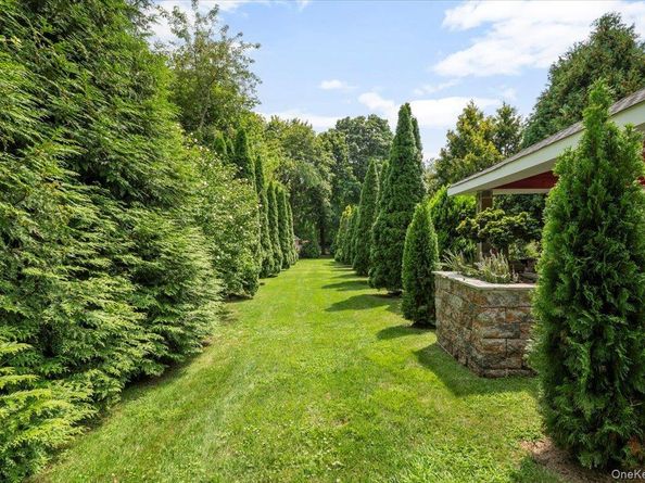 436 Wolf Hill Road, Dix Hills NY 11746