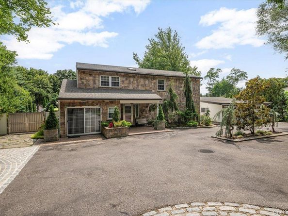 436 Wolf Hill Road, Dix Hills NY 11746