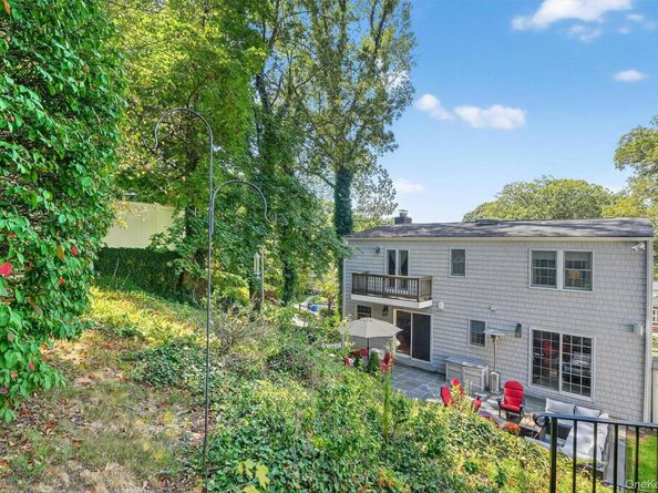 32 Custis Avenue, White Plains NY 10603