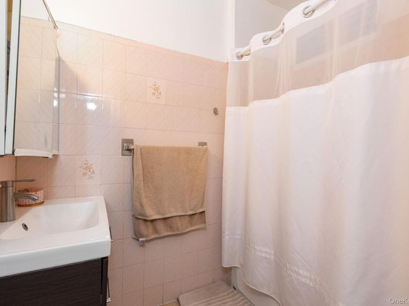 37-33 100th Street, Corona NY 11368