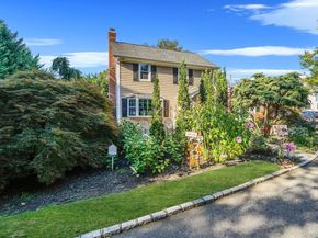 392 N Country Road, Smithtown NY 11787