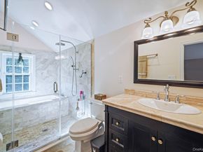 392 N Country Road, Smithtown NY 11787