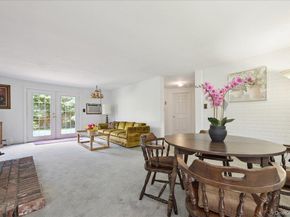 10 marsulin Drive, Syosset NY 11791