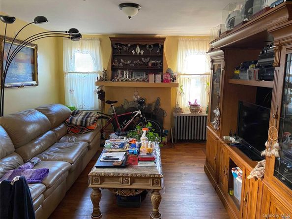 819 Edward Street, Baldwin NY 11510