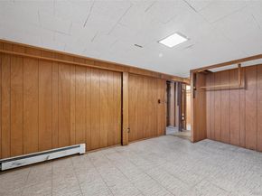 4 King Street, Glenwood Landing NY 11547