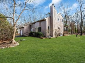 23 Bellows Terrace, Hampton Bays NY 11946