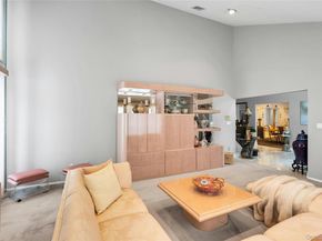 7 Albertson Lane, Old Westbury NY 11568