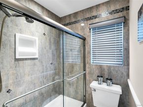 7 Albertson Lane, Old Westbury NY 11568