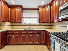 218-52 138th Road, Laurelton NY 11413