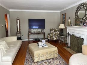 315 Maryland Avenue, Freeport NY 11520