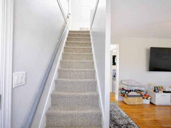 32 Saint Marks Place, Massapequa NY 11758