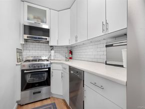 54-40 Little Neck Parkway 6G, Little Neck NY 11362