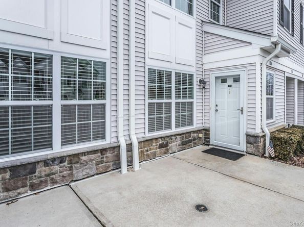 28 Spring Drive, Seaford NY 11783