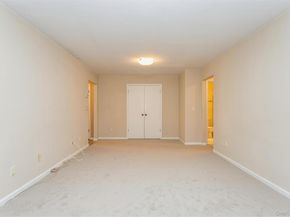 72 Foxwood Circle, Mount Kisco NY 10549