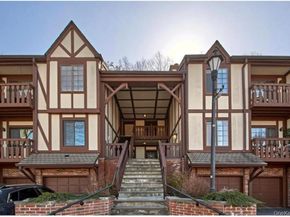 72 Foxwood Circle, Mount Kisco NY 10549