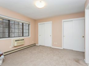 72 Foxwood Circle, Mount Kisco NY 10549