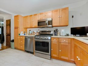 192 Huntington Avenue, Bronx NY 10465