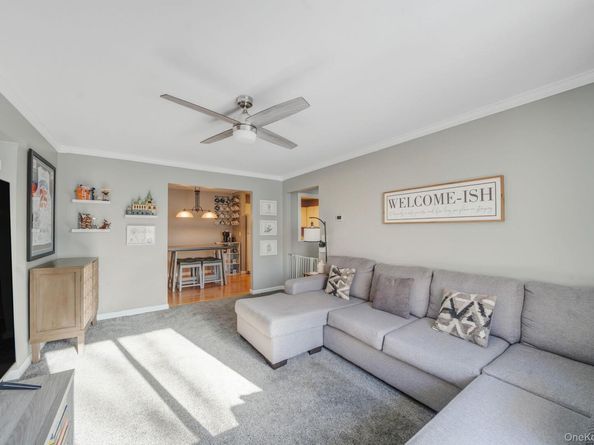 852 Skyline Drive, Coram NY 11727