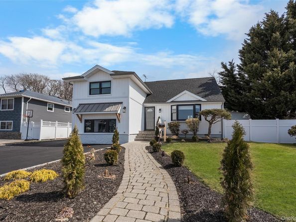 53 Elizabeth Drive, Bethpage NY 11714