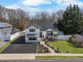 53 Elizabeth Drive, Bethpage NY 11714