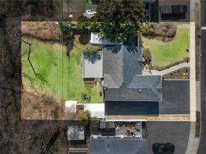 53 Elizabeth Drive, Bethpage NY 11714