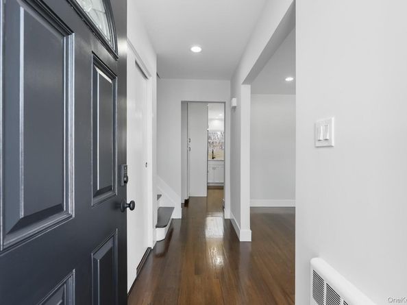 53 Elizabeth Drive, Bethpage NY 11714